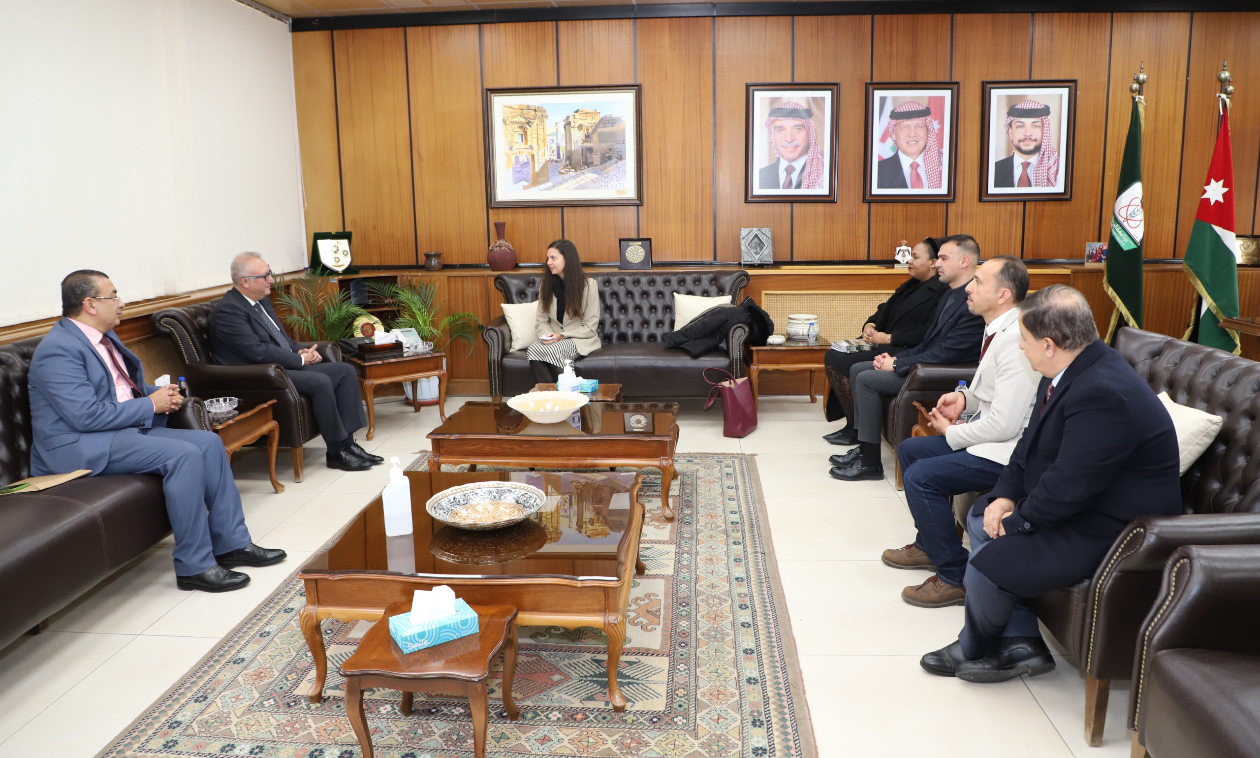 A Delegation from the US Embassy in Amman Visits Yarmouk to Enhance Academic and Cultural Cooperation