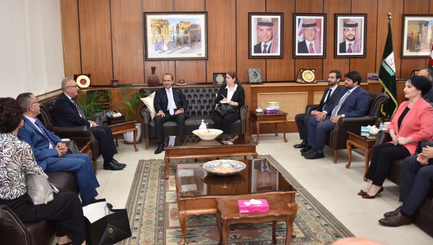 The Turkish Ambassador to Amman Visits Yarmouk