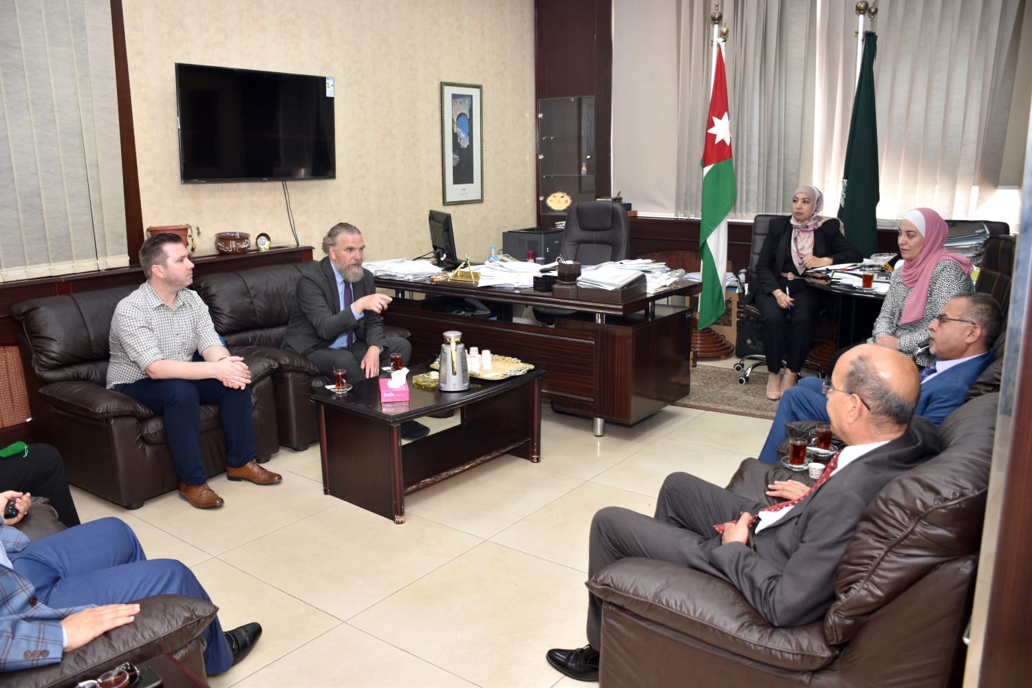 Strengthening Cooperation between Yarmouk and the American Embassy in Amman