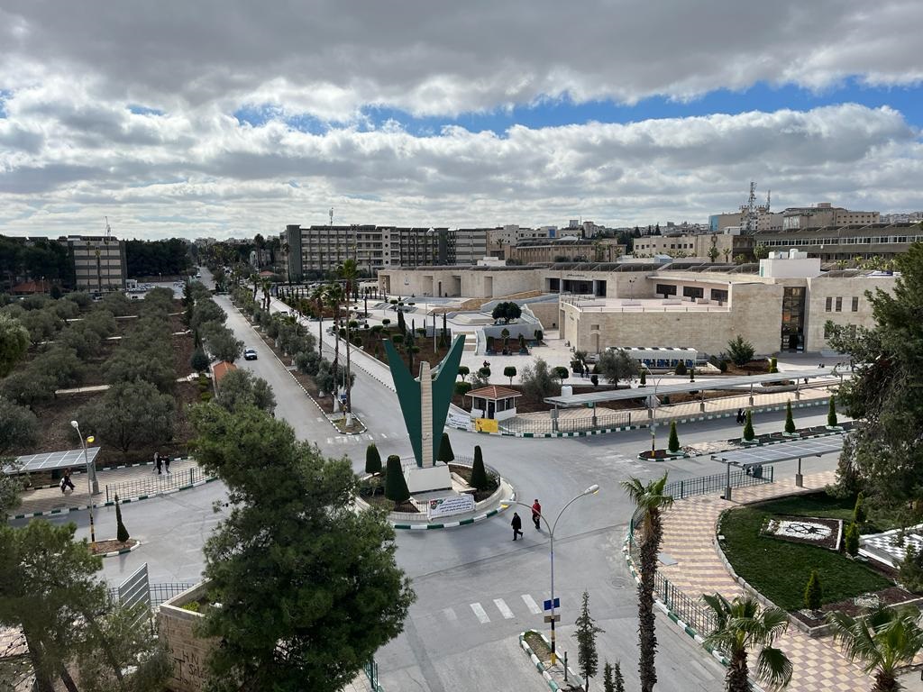 "اليرموك" تقر سياسات استخدام تطبيقات الذكاء الاصطناعي التوليدي في العمل الأكاديمي والبحثي