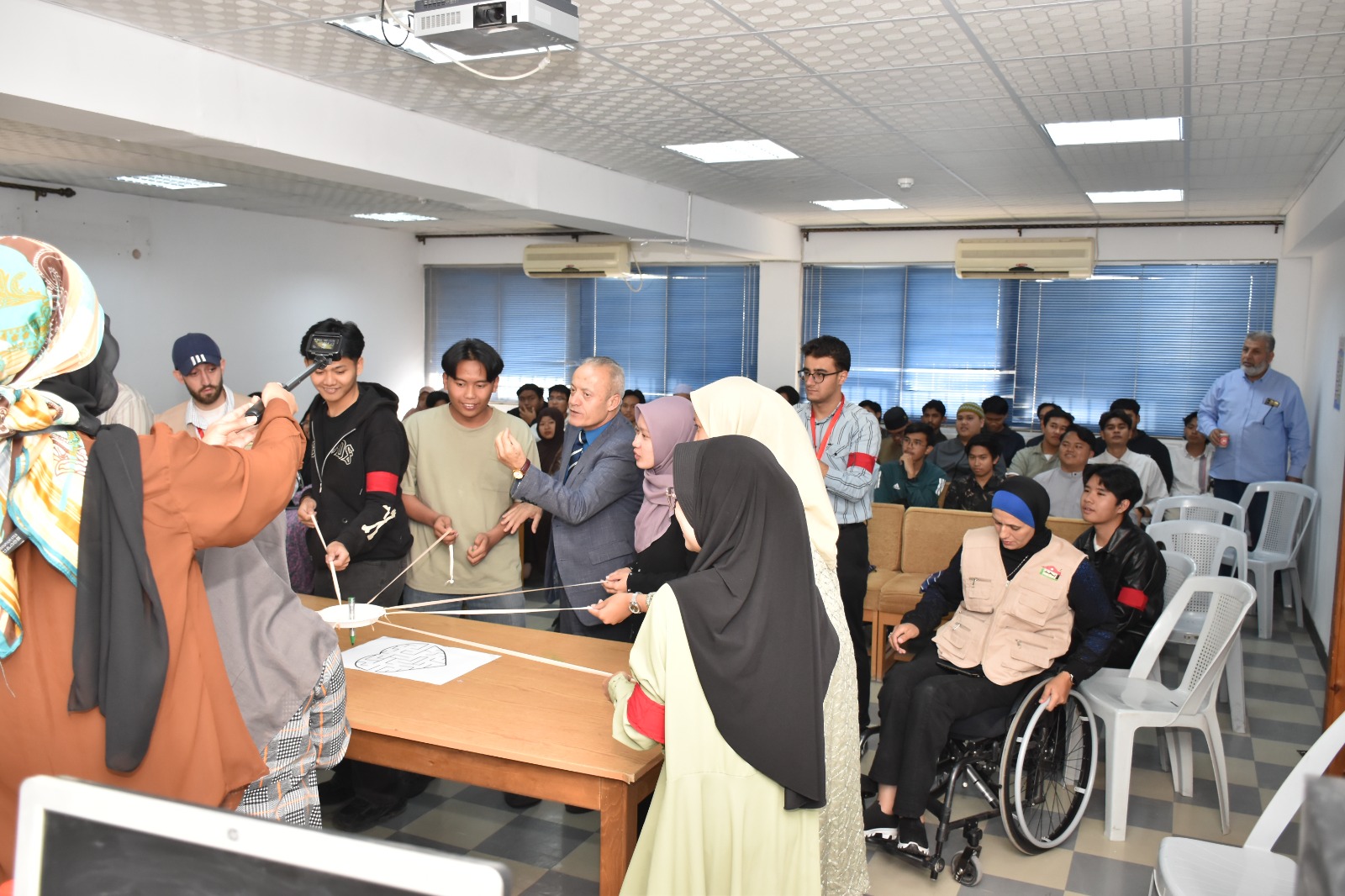 202511131018 5 19834