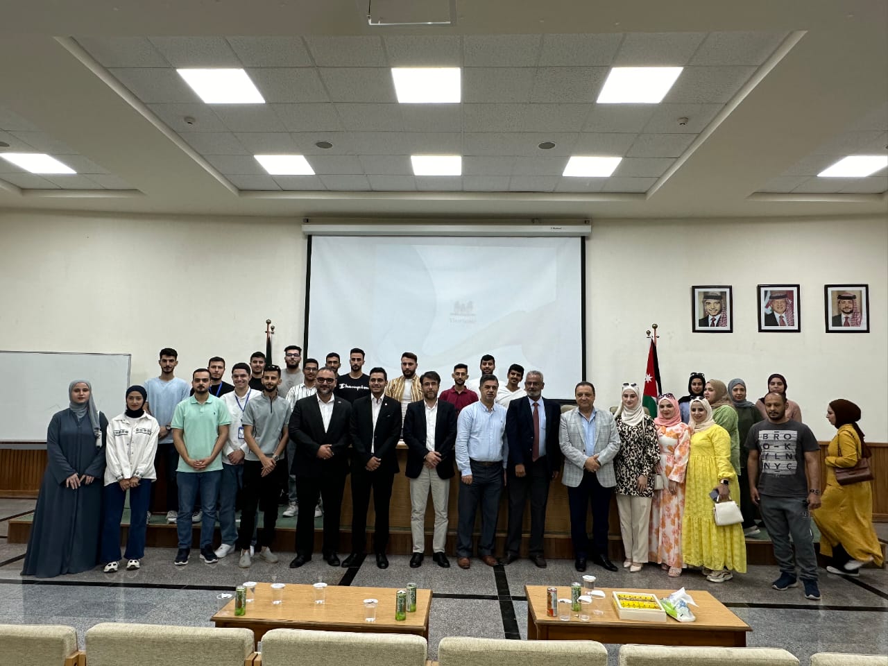 الفرع الطلابي للجمعية الأمريكية للتعليم الهندسي بـ"اليرموك" ينظم ورشة عمل متخصصة بعنوان "العقود الهندسية والتحكيم"