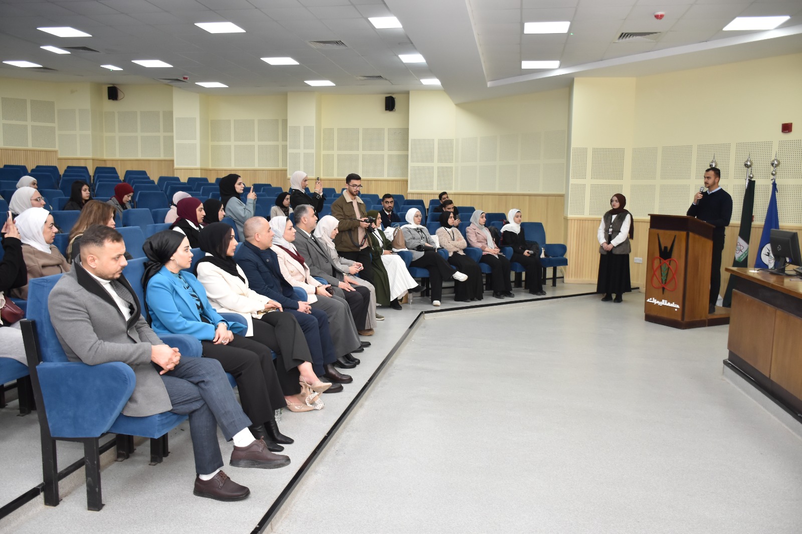 كلية الطب تُطلق مبادرة لتوفير الدعم النفسي والأكاديمي لطلبتها