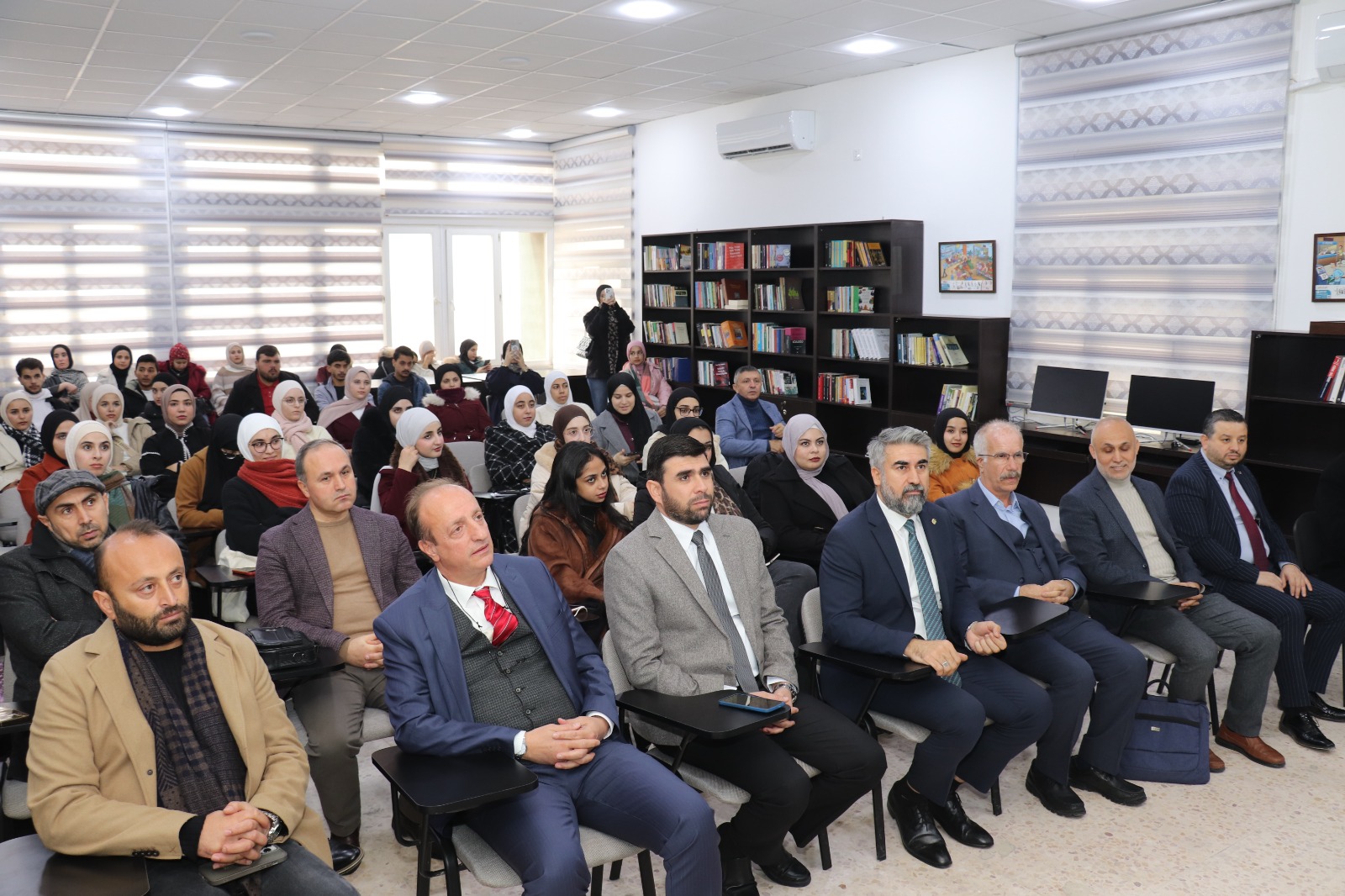 "آداب اليرموك" تنظم محاضرة علمية حول الشاعر التركي محمد عاكف أرصوي