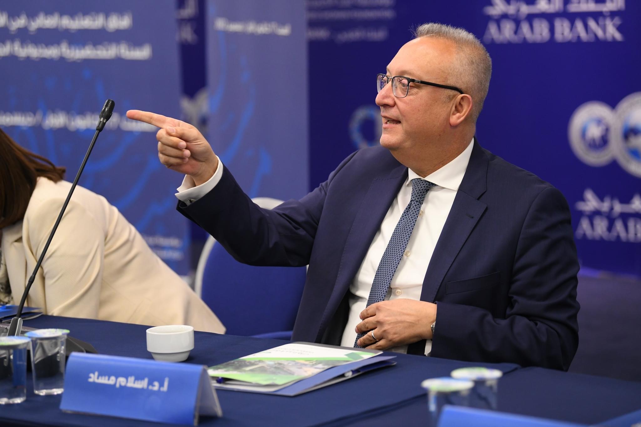 رئيس "جامعة اليرموك" يدعو إلى ضرورة وضع خارطة طريق لمُستقبل الجامعات وصياغة السياسات اللازمة للنهوض بها على كافة المستويات