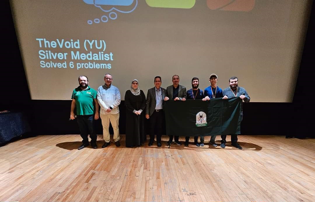 "اليرموك": فوز طلبة "تكنولوجيا المعلومات" بمسابقة البرمجة الوطنية وتأهلهم للمسابقة العربية بمصر- صور