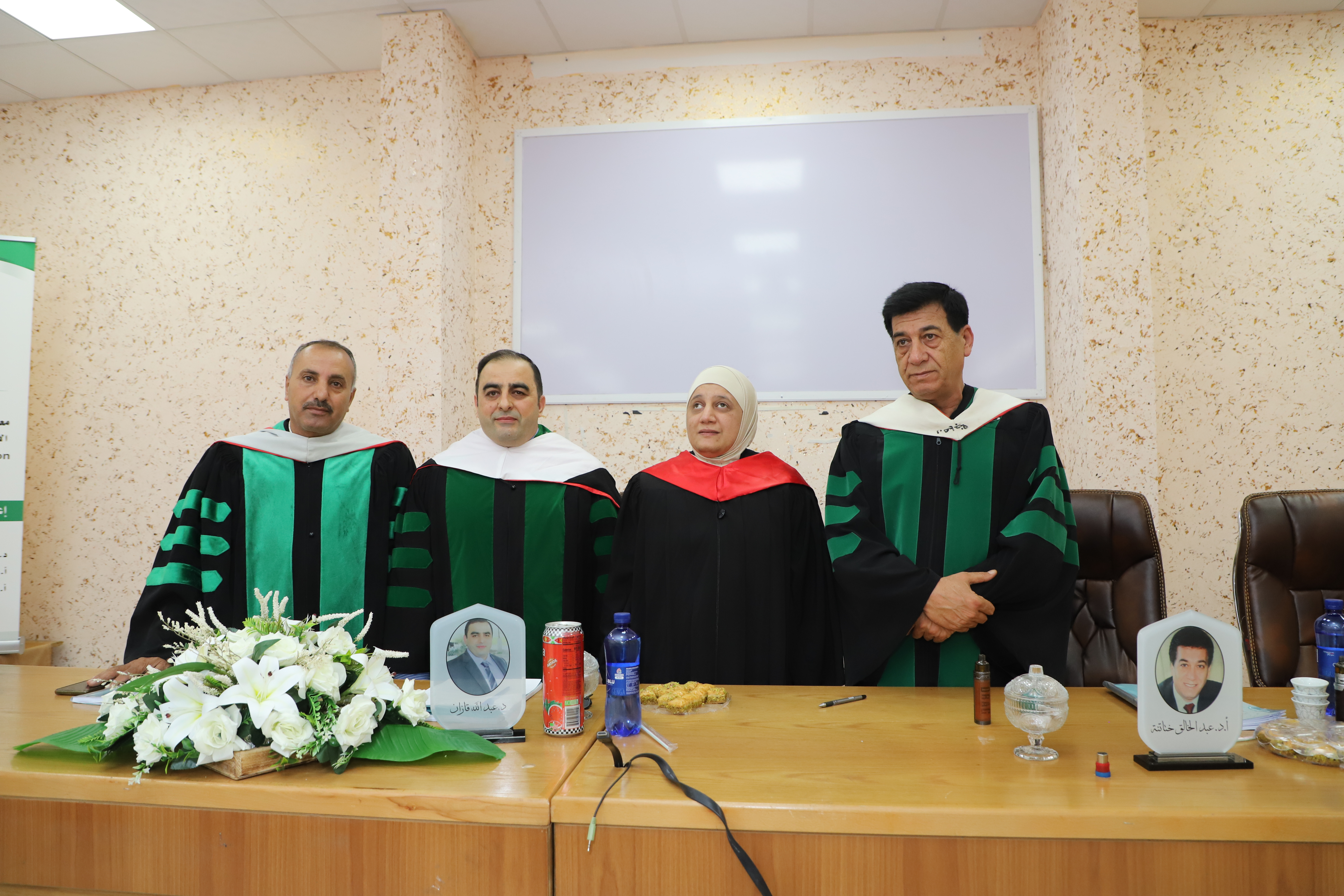 قصة نجاح: طالبة من ذوي الإعاقة البصرية الكاملة تحصل على درجة الماجستير من "اليرموك"