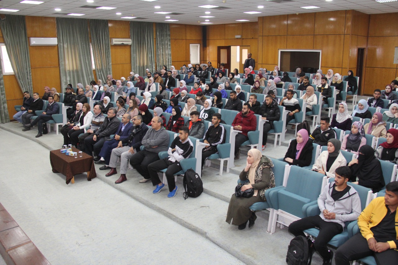 ندوة باليرموك بعنوان "من البحث إلى التسويق"