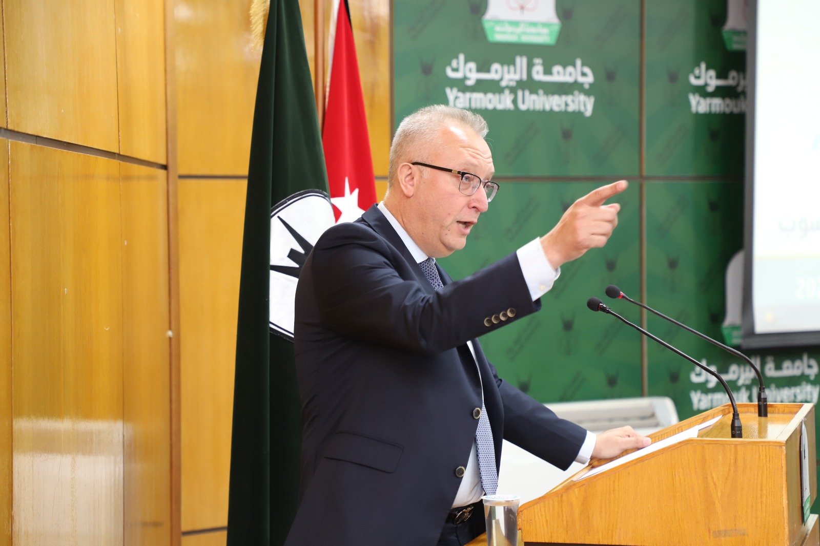 يوم علمي لعلم البيانات والذكاء الاصطناعي باليرموك