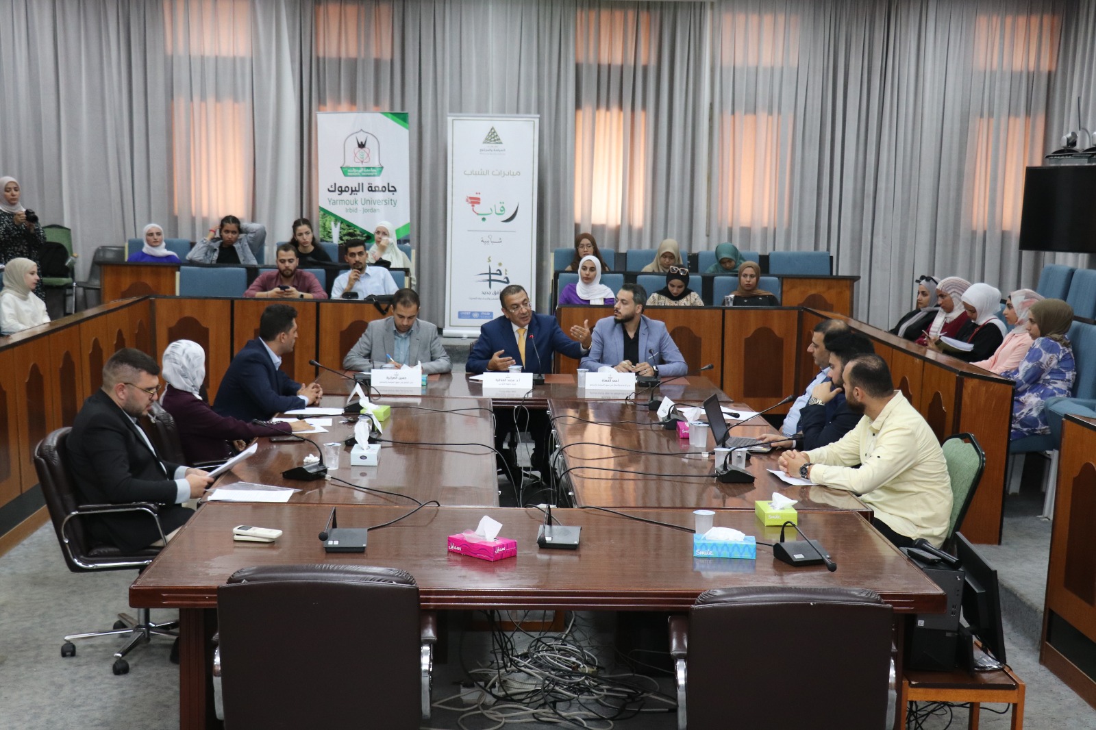 "آداب اليرموك" تنظم ورشة عمل لتحليل البرامج السياسية للأحزاب الأردنية