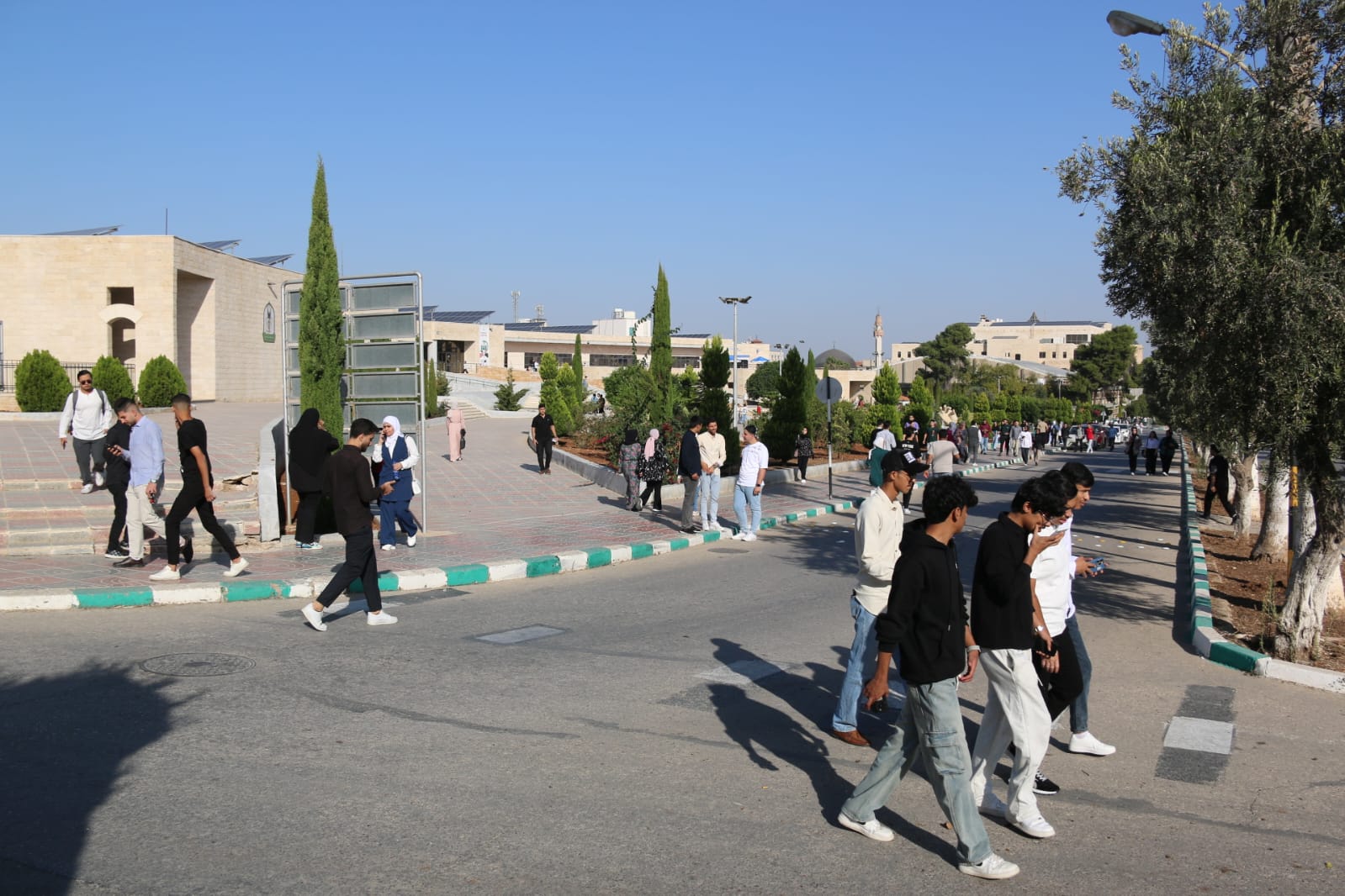 مسّاد يوجه رسالة إلى "أسرة اليرموك" بمناسبة بدء الدراسة للعام الجامعي 2024 - 2025