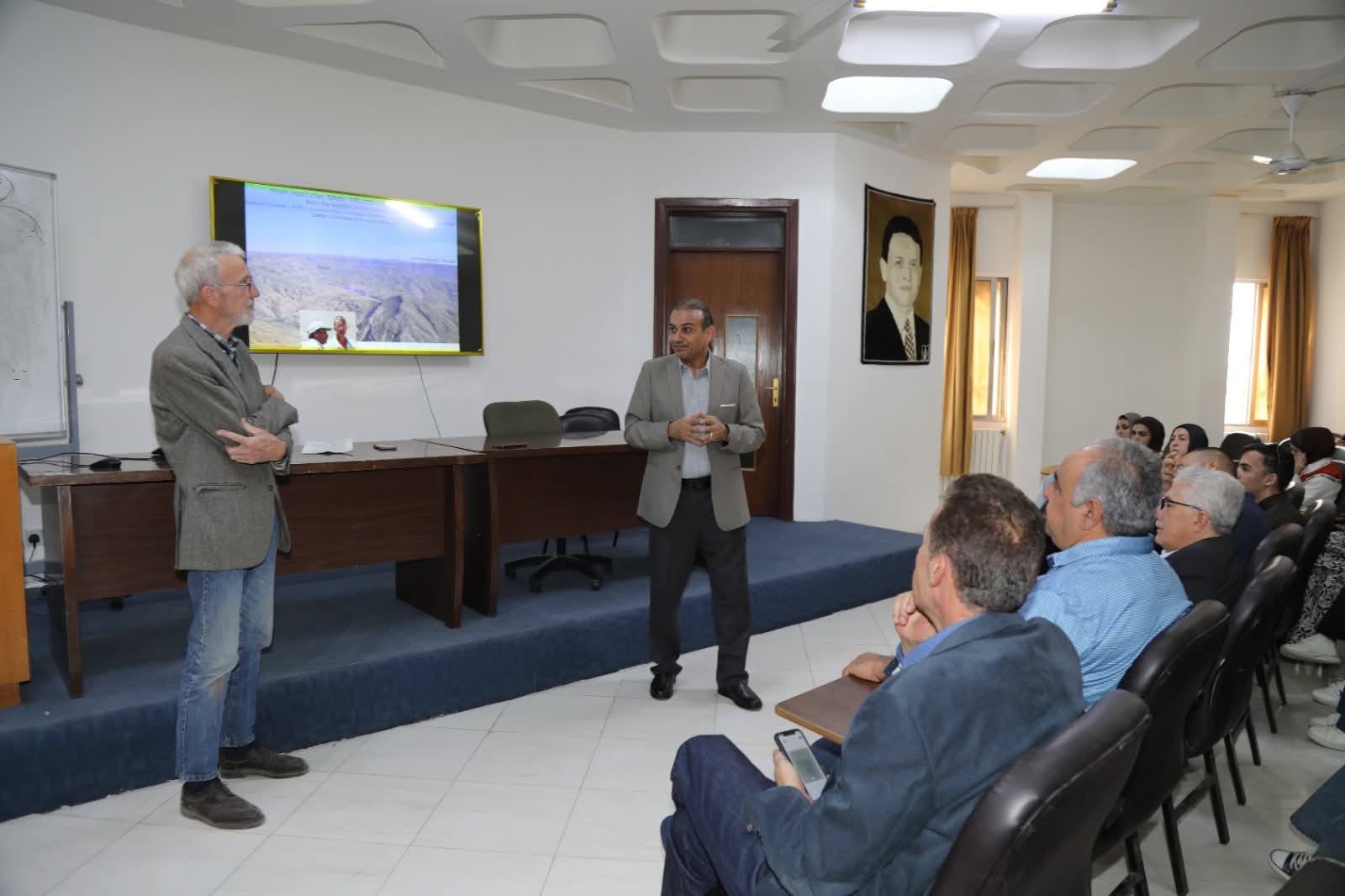 كلية الآثار والأنثروبولوجيا تستقبل البروفيسور فرانسوا فلينوف من جامعة باريس 1 بانتيون – السوربون