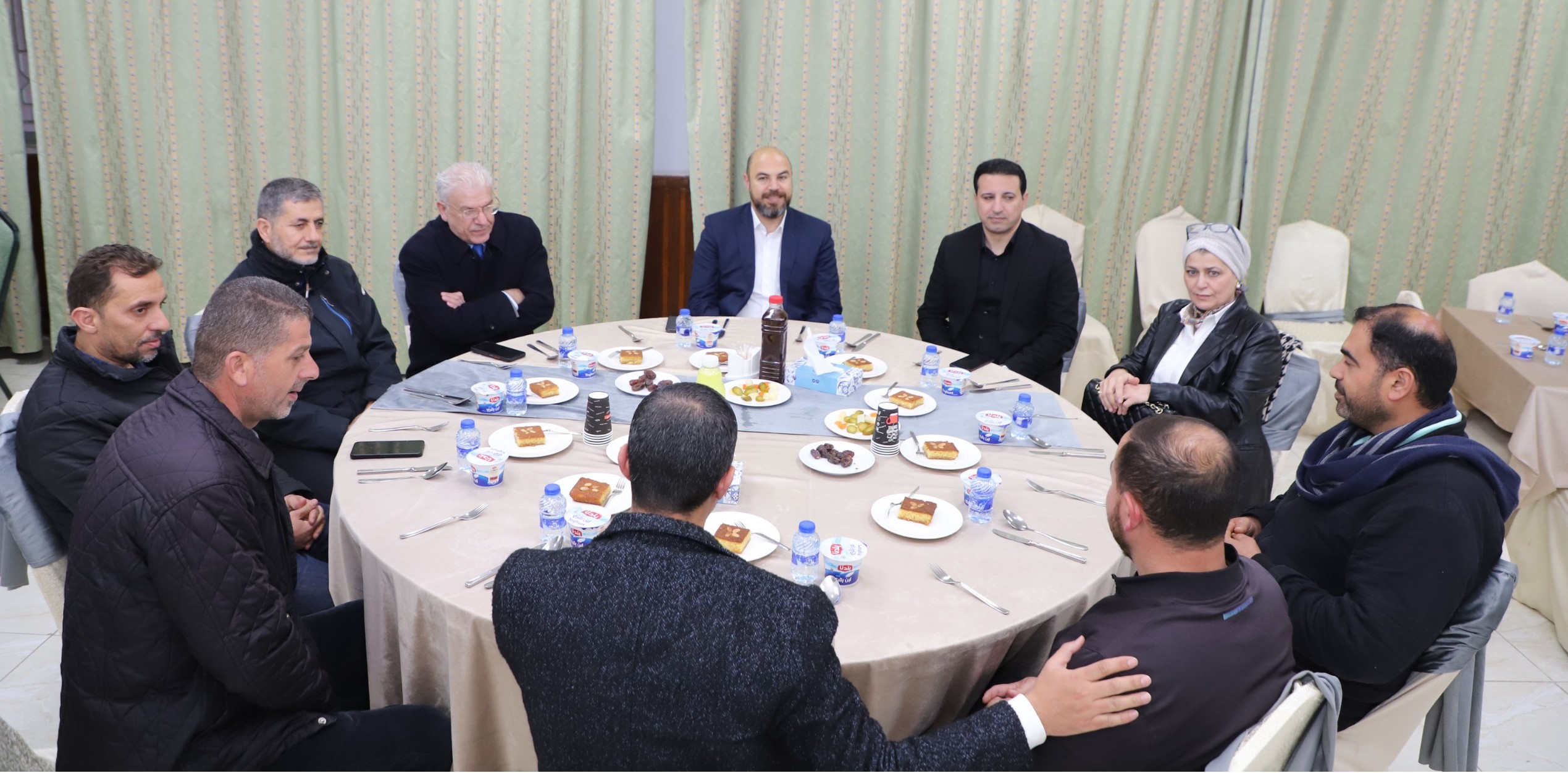 "اليرموك" تنظم مبادرات إفطار رمضانية دعماً للأيتام في مدينة اربد